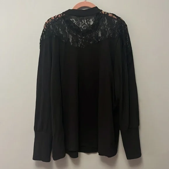 Lace Shoulder Top - Picture 5 of 5